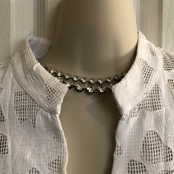 Chico white one button jacket.Applicade look . - Picture 7 of 7